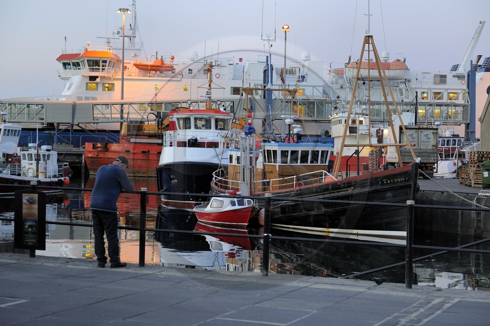 Royaume-Uni, Ecosse, Iles Orcades, Ile de Mainland, port de Stromness,