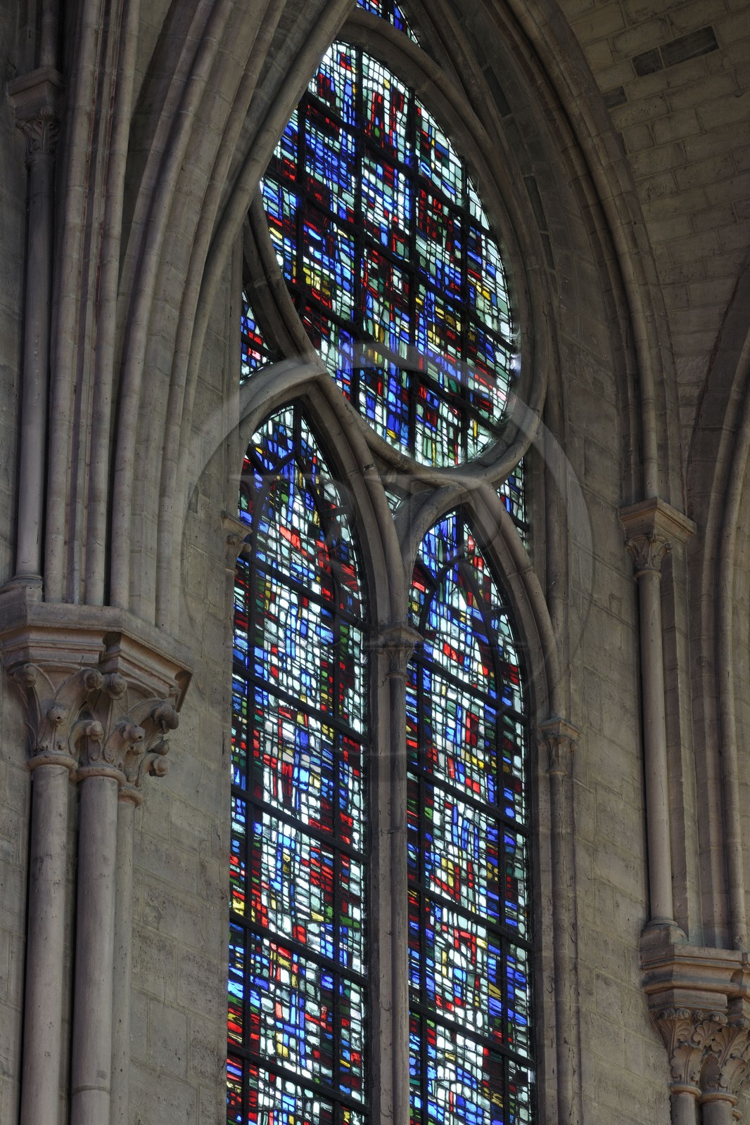 France, Paris (75), île de la Cité, la cathédrale Notre-Dame, les verrières de Jacques Le Chevallier
