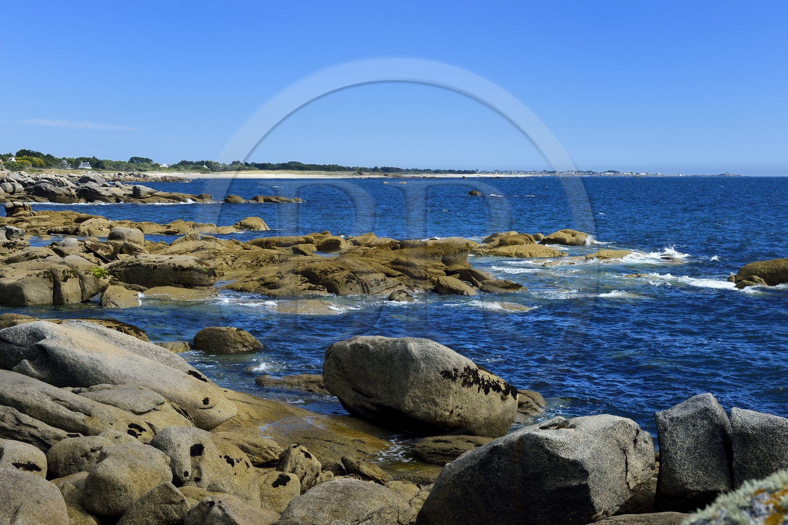 France, Finistère (29), région de Concarneau, Tregunc, bords de mer à la Pointe de la Jument
