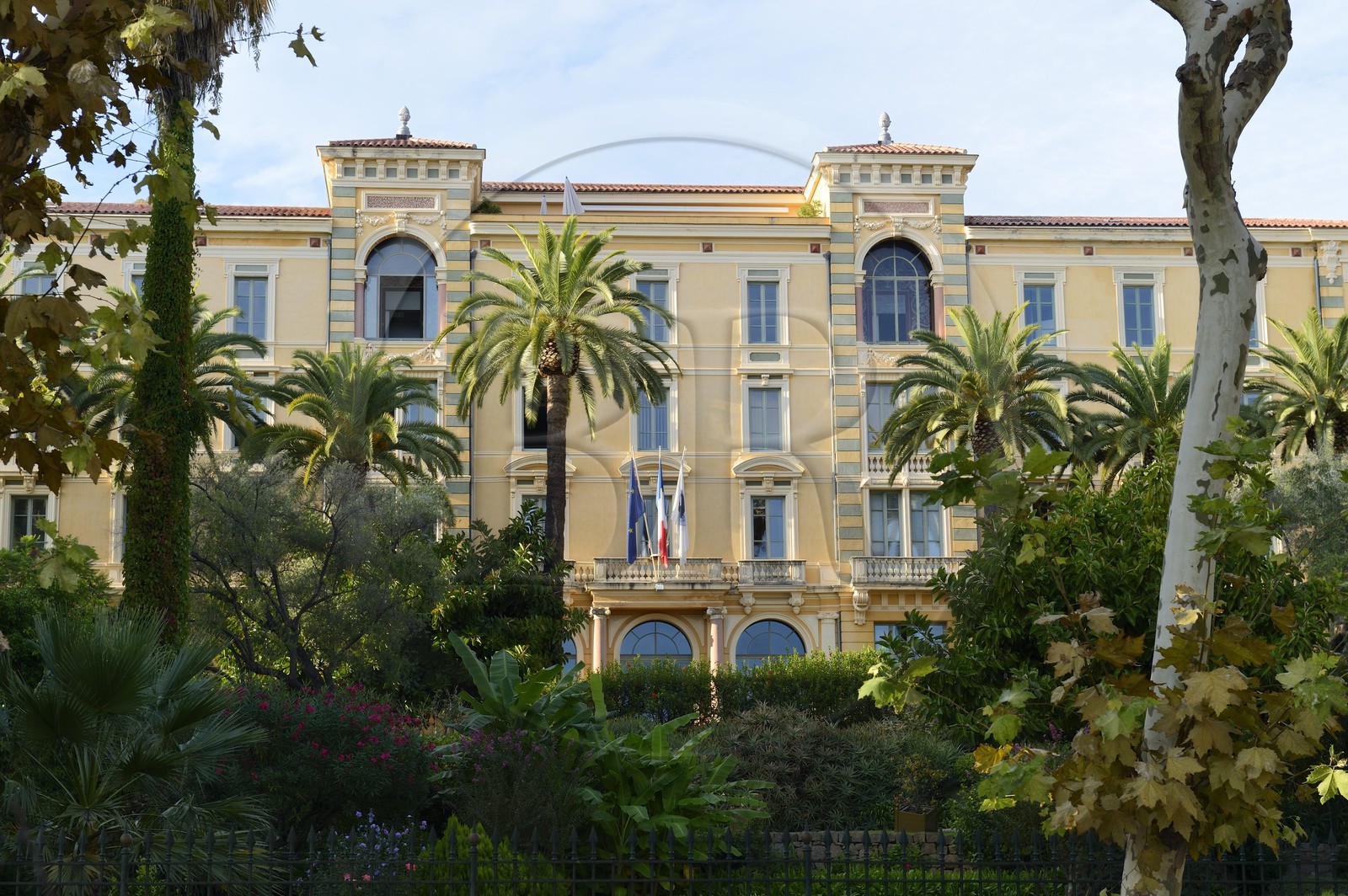 France, Corse-du-Sud (2A), Ajaccio, quartier dit des étrangers, cours Grandval, ancien Grand Hôtel Continental aujourd'hui siège de la Collectivité territoriale de Corse