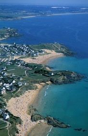 France, Finistère (29), la station balnéaire du Pouldu (vue aérienne )