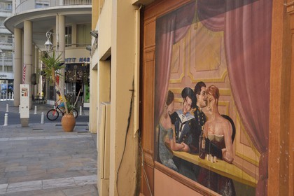 France, Var (83), Toulon, quartier du petit Chicago, rue Chevalier Paul, trompe l’oeil évoquant les maisons closes