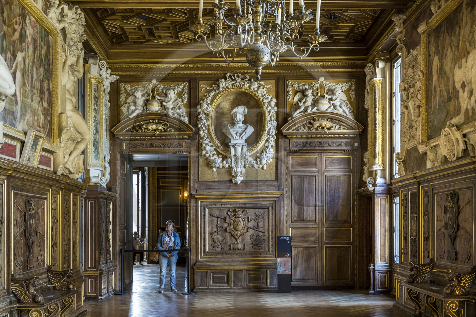 France, Seine-et-Marne, Fontainebleau, castle of Fontainebleau listed as World Heritage by UNESCO, the Francois 1er Gallery built between 1528 and 1530, bust of Francois Ier