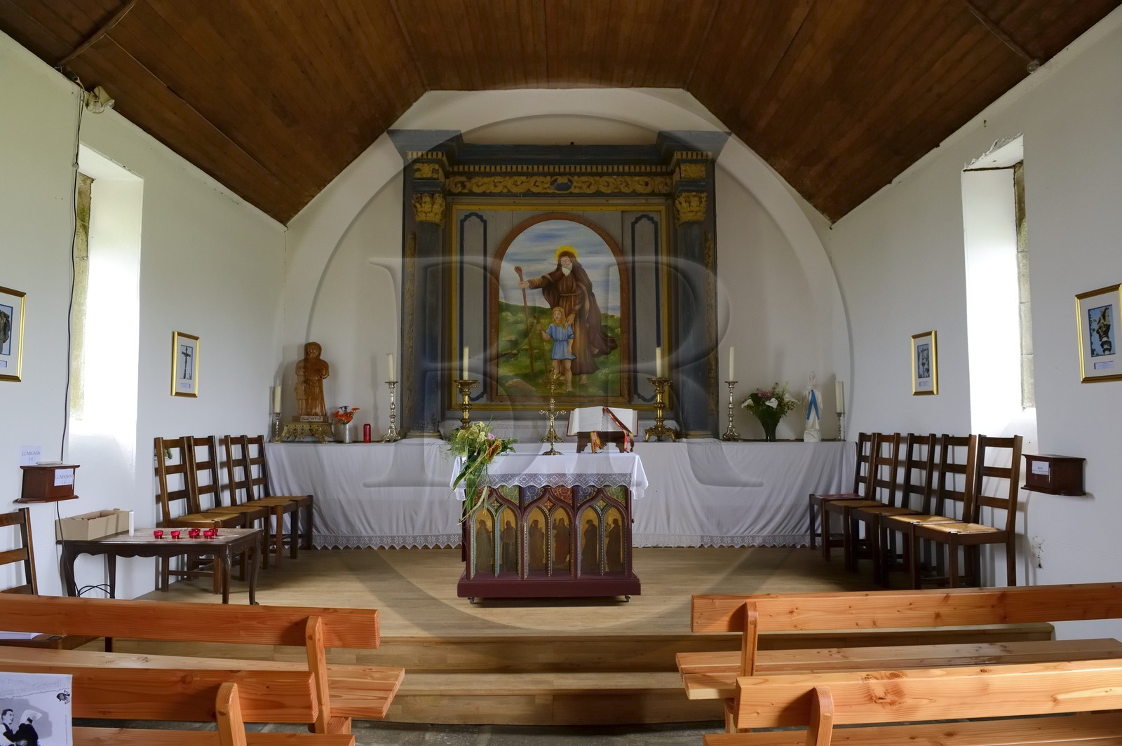 France, Côtes-d'Armor (22), chapelle Saint-Hervé au sommet du Menez Bré