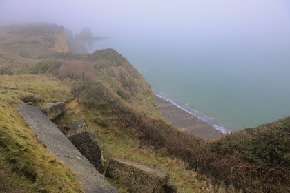 France, Calvados (14), Grandcamp-Maisy, blockhaus de la Pointe du Hoc