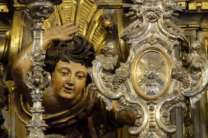 Brésil, Etat du Minas Gerais, ville de Ouro Preto, centre historique classé Patrimoine Mondial de l 'UNESCO, Matriz Nossa Senhora do Pilar, détail d'une cariatide du maître-hôtel (Route de l'or, Estrada Real)