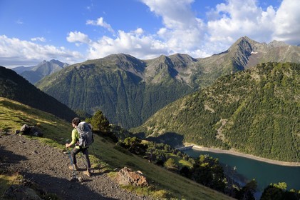 France, Hautes Pyrenees, Saint Lary Soulan and Vielle-Aure, hike on a variant of the GR10 between the Portet pass and the Bastan lakes on the edge of the Neouvielle nature reserve, the Oule lake