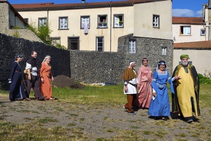 France, Puy de Dome, Clermont Ferrand, Montferrand district, members of the association Il était une fois Montferrand (Once Upon a Time in Montferrand) in medieval costumes at the foot of the former ramparts