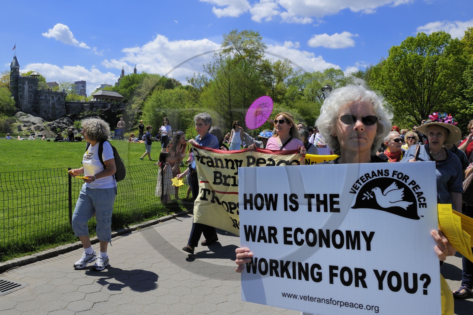 Etats-Unis, New York, Manhattan, Central Park, marche pacifiste et manifestation contre l'engagement militaire américain
