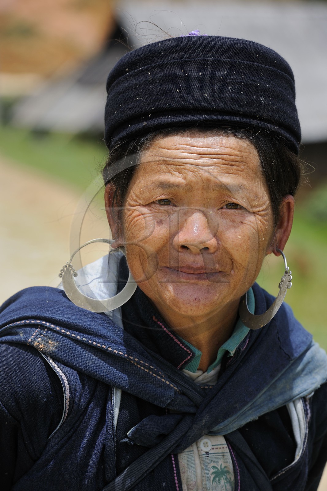 Vietnam, Lao Cai province, Sapa district, Ta Phin valley,  woman from the Black Hmong minority group