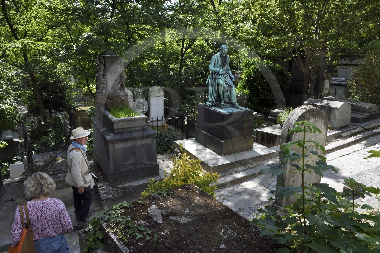 France, Paris (75), cimetière du Père-Lachaise, la tombe de l'artiste Vivan Denon par le sculpteur Cartellier