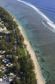 France, île de la Réunion, plage du lagon de Saint-Gilles-Les-Bains, l'Ermitage-les-Bains (vue aérienne)