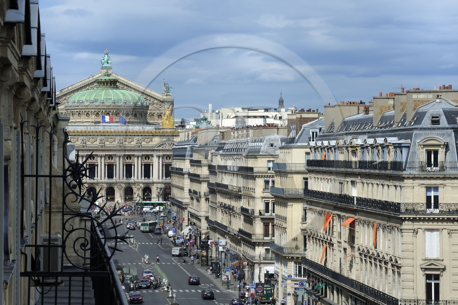 France, Paris (75), l' Opéra Garnier au bout de l' avenue de l' Opéra