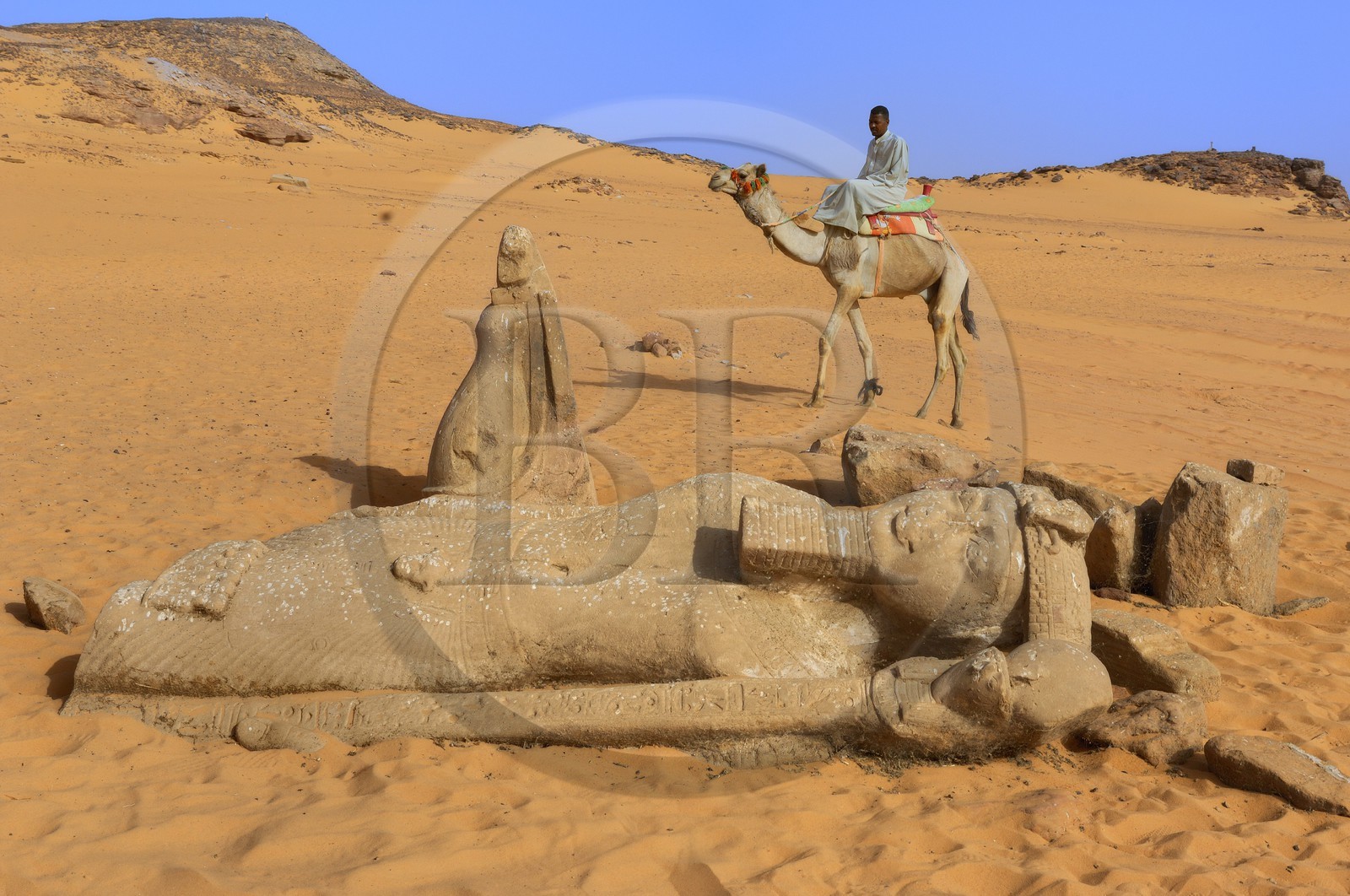 Egypte, Haute Egypte, Lac Nasser, désert de Nubie, temple de Ouadi es-Seboua ou vallée des lions