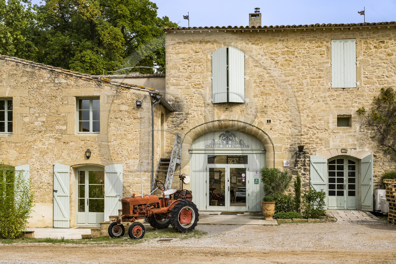 France, Hérault (34), Lavérune, Chateau de l'Engarran, hotel particulier de la deuxième moitié du XVIIIème siècle appelée folie montpelliéraine, le domaine viticole