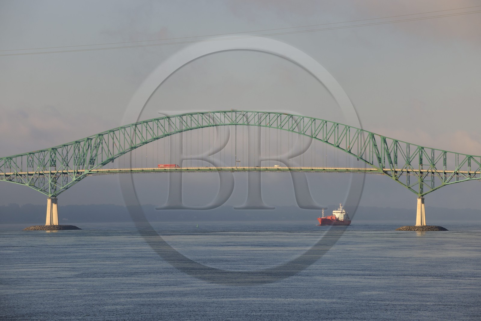 Canada, Quebec Province, bridge over Saint Lawrence River at Trois Rivieres