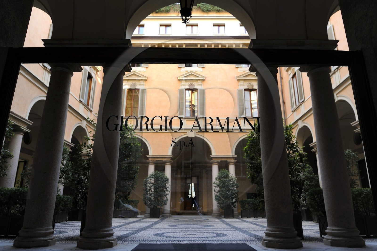 Italie, Lombardie, Milan, siège social de Giorgio Armani dans un palais de la via Borgonuovo
