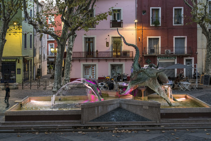 France, Hérault (34), Sète, place Léon Blum dite aussi place du Pouffre, sculpture Le Poulpe de l'artiste sétois Pierre Nocca