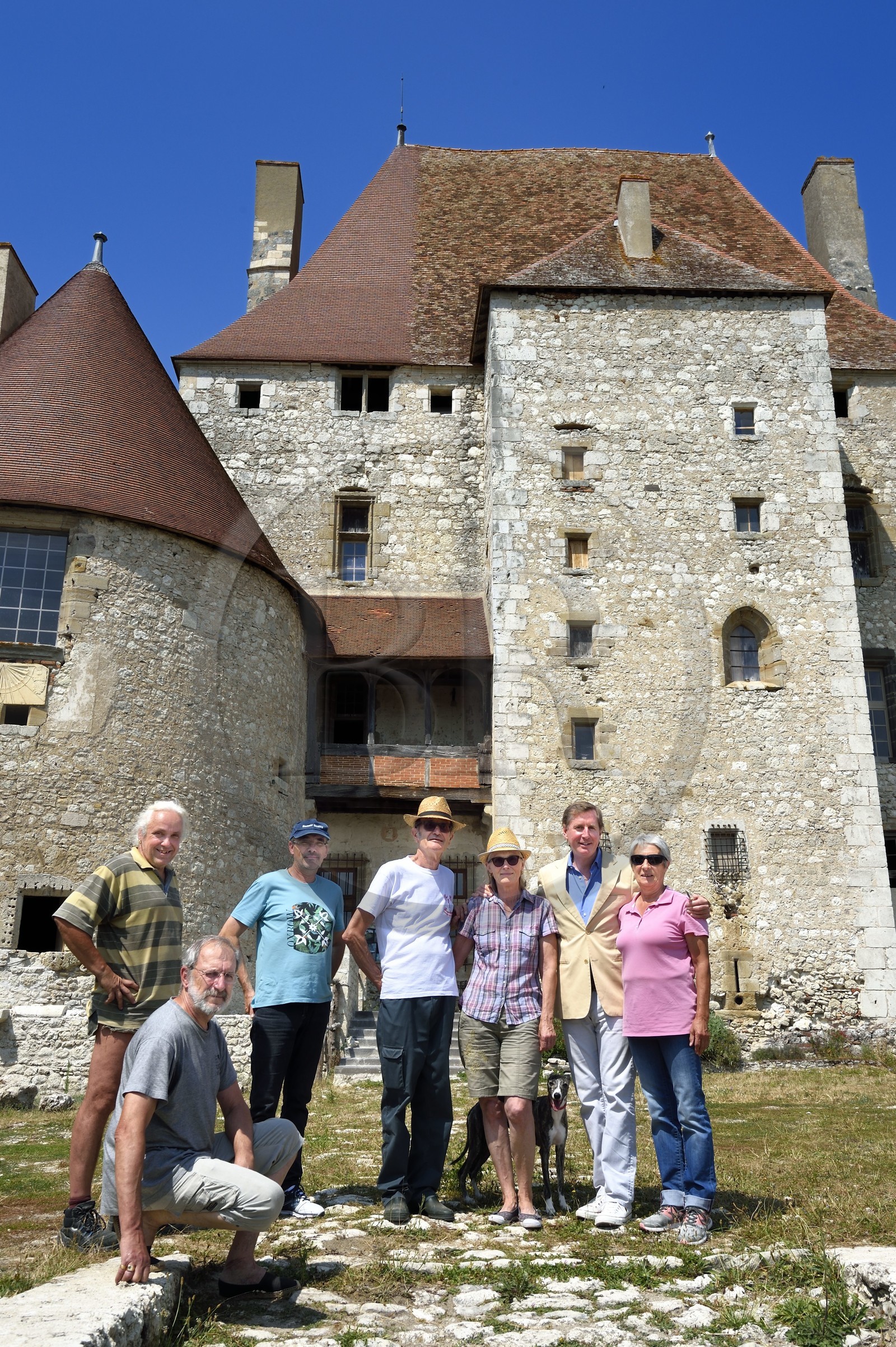 France, Allier (03), former province of Bourbonnais, Besson, Fourchaud castle (14th century to 16th century) now belonging to the descendants of the Bourbon-Parma, Prince Charles Henri de Lobkowicz in the company of volunteers from the castle safeguard association