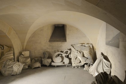 France, Paris (75), le Panthéon, dépôt lapidaire dans les parties hautes du batiment