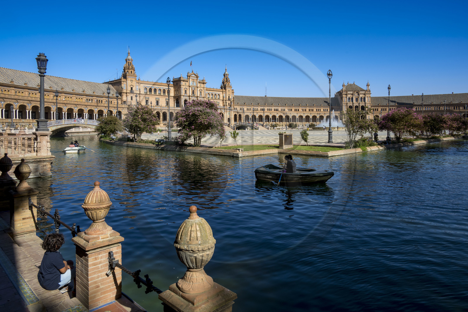 Espagne, Andalousie, Séville, Parque de Maria Luisa, Plaza de Espana (Place d'Espagne) construite par l'architecte Anibal Gonzalez pour l'Exposition ibéro-américaine de 1929