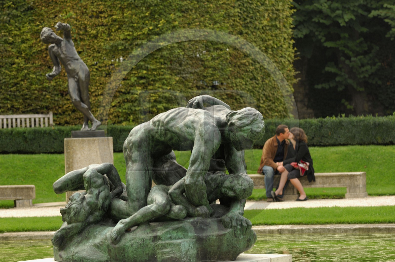 France, Paris (75), le musée Rodin installé dans l' Hotel Biron, la sculpture Ugolin et la baiser des amoureux