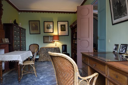 France, Var (83), Saint-Tropez, Chateau de La Moutte, le bureau du parlementaire Emile Olivier