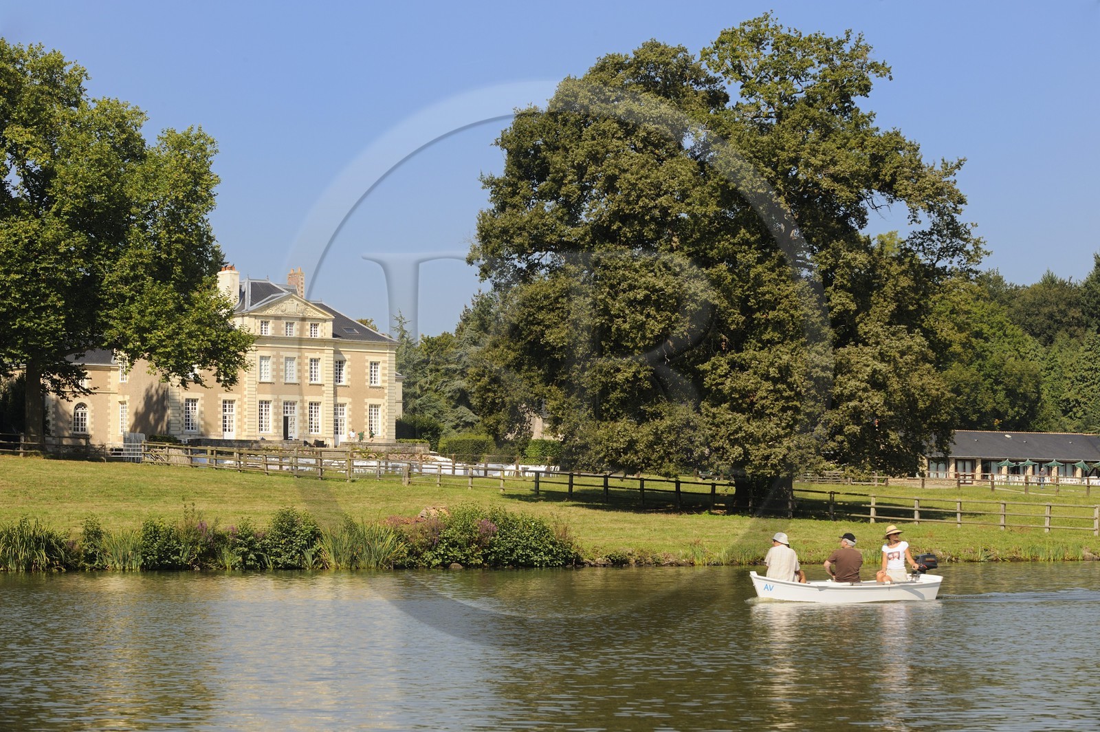 France, Loire-Atlantique (44), Nantes, château de la Poterie au bord de la rivière Erdre