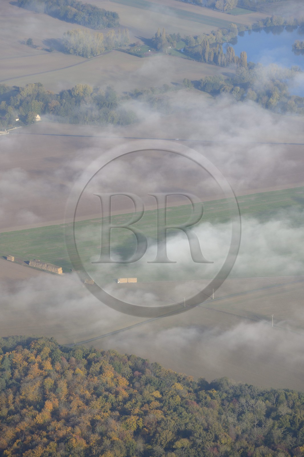 France, Eure (27), champs au nord de Pacy-sur-Eure (vue aérienne)