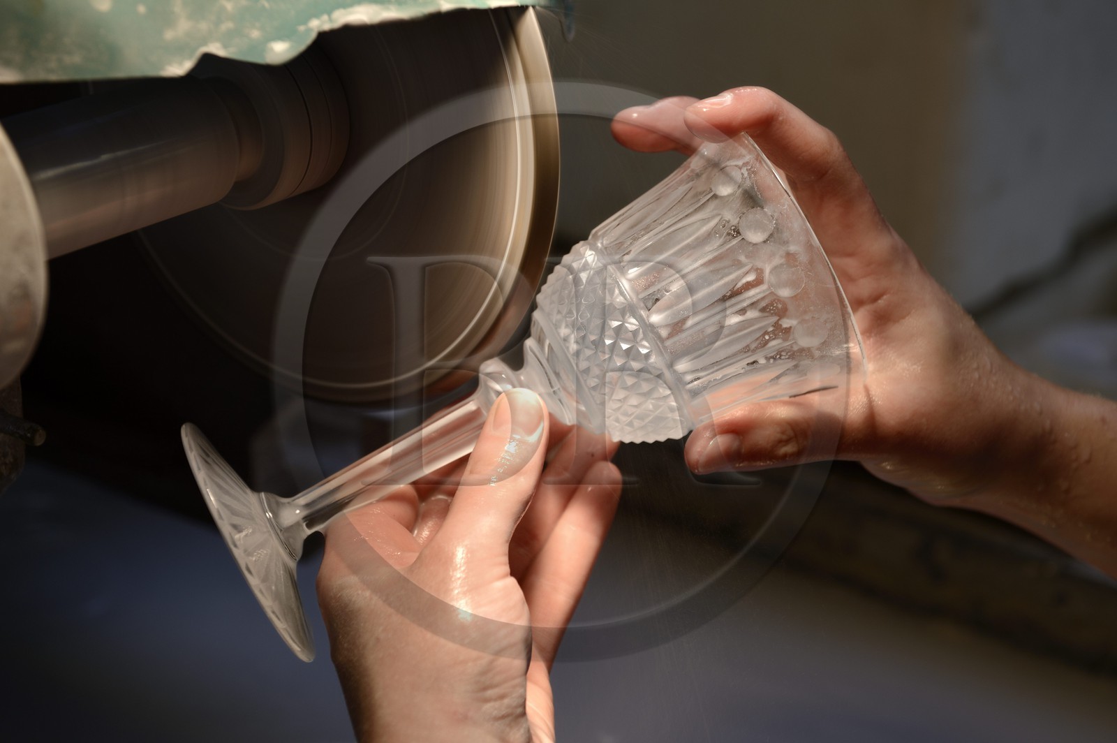 France, Moselle (57), Saint-Louis-les-Bitche, la Cristallerie Saint-Louis, ateliers de taille et de gravure