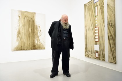 France, Paris (75), Galerie RX, Hermann Nitsch, artiste contemporain autrichien, cofondateur du mouvement Wiener Aktionismus (Actionnisme viennois)