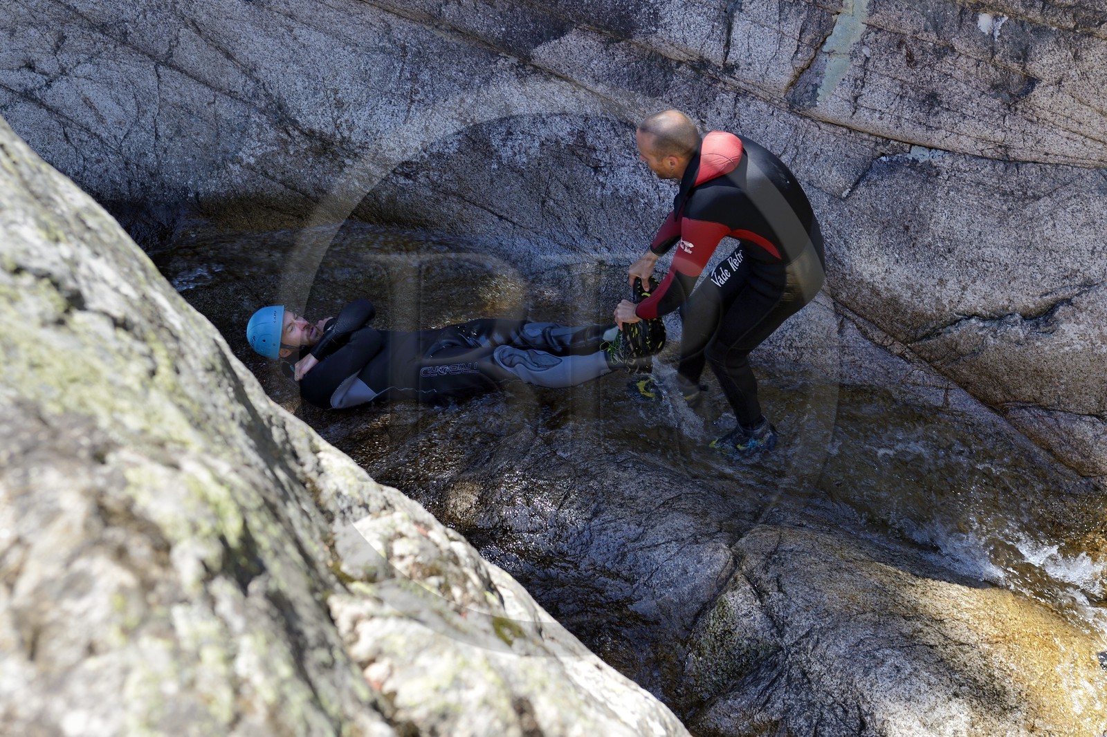 France, Corse-du-Sud (2A), Alta Rocca, Bavella, canyoning dans le torrent de Polischellu