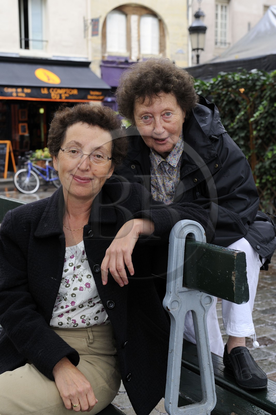 France, Paris (75), Laurence Lefèvre et Liliane Korb qui signent leurs romans sous le pseudo de Claude Izner