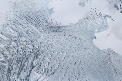 Norway, Sogn og Fjordane, Jostedalsbreen and Briksdalbreen glacier (aerial view)