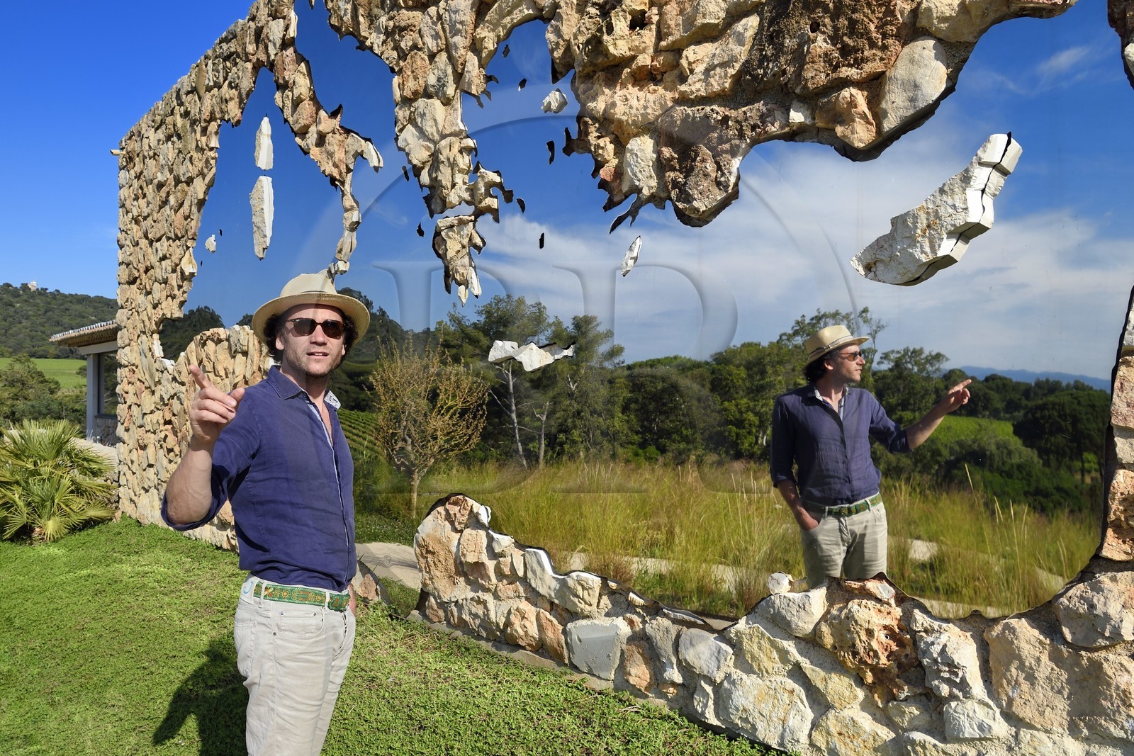 France, Var (83), Iles d'Hyères, parc national de Port Cros, Ile de Porquerolles, la Fondation Carmignac, La Traversée (2018) oeuvre de Jean Denant, Charles Carmignac directeur de la Fondation Carmignac