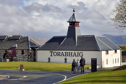 Royaume-Uni, Ecosse, région des Highlands, les Hébrides, Ile de Skye, Teangue, Distillerie de whisky Torabhaig