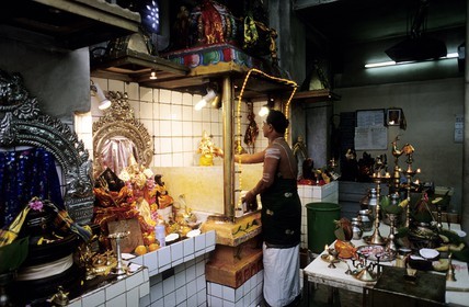 France, Paris (75), cérémonie rituelle dans un sanctuaire indien