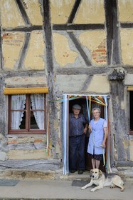 France, Saône et Loire (71), Sagy, la Ferme du Bailly, Paul et Paulette Coulon