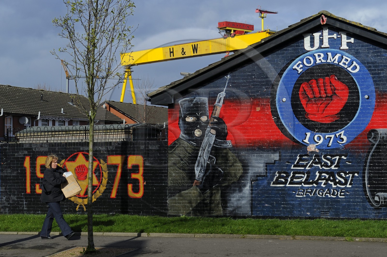 United Kingdom, Northern Ireland, East Belfast, protestant loyalist districts of Newtownards road, political wall paintings to the glory of Loyalist militias