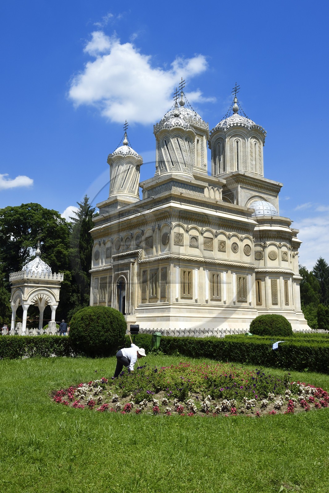 Romania, Wallachia, Muntenia, Arges County, the Curtea de Arges monastery from the early 16th century is now an Episcopal church which houses the necropolis of the early kings of Romania