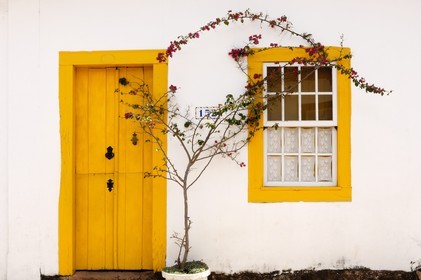 Brésil, Etat du Minas Gerais, Tirandentes, la rue Padre Toledo (Route de l'or, Estrada Real)