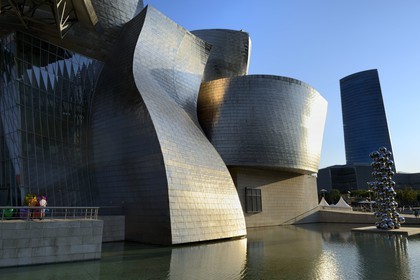 Espagne, Biscaye, Pays Basque espagnol, Bilbao, le musée Guggenheim  de l'architecte Frank Gehry