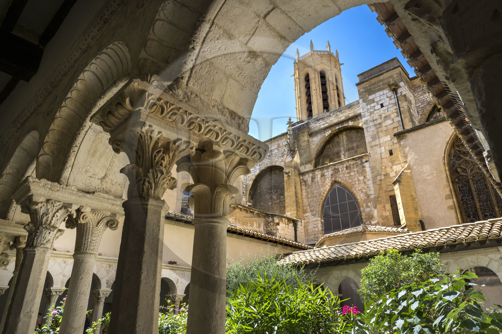 France, Bouches-du-Rhône (13), Aix en Provence, Cathedrale Saint Sauveur (XIIe au XVIe siecle), cloitre roman de la fin du XIIème siècle