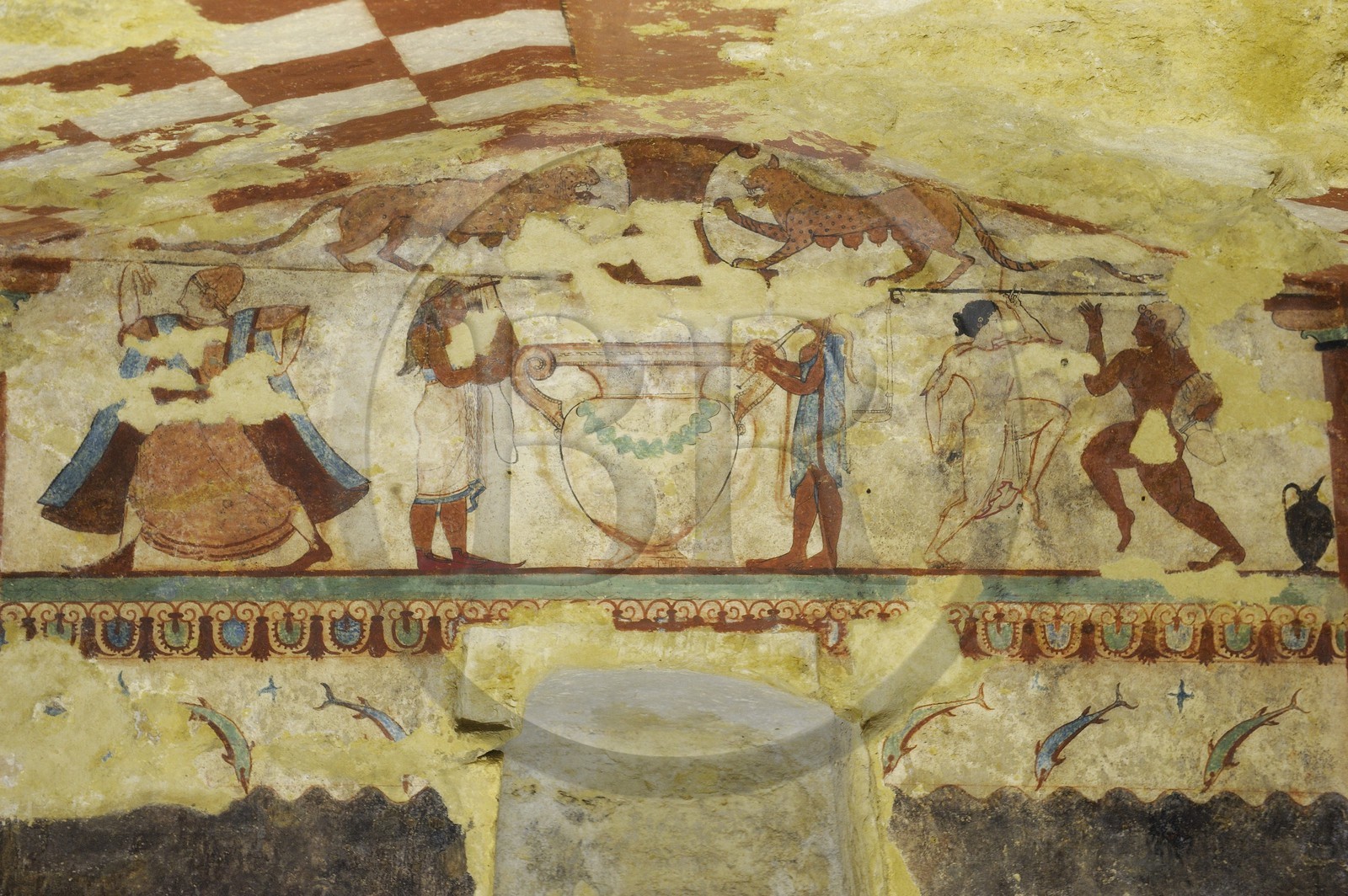 Italie, Latium, province de Viterbe, Tarquinia, nécropole antique étrusque de Monterozzi (Necropoli dei Monterozzi) classée Patrimoine Mondial de l'UNESCO, la Tombe des Lionnes (tomba delle Leonesse)