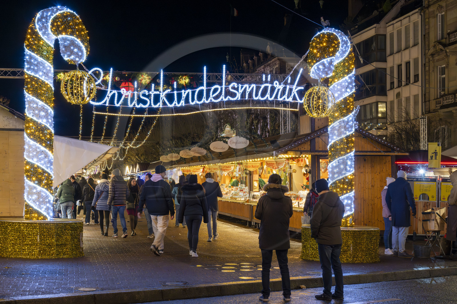 France, Bas-Rhin (67), Strasbourg, vieille ville classée au Patrimoine Mondial de l’UNESCO, Marché de Noel (Christkindelsmarik) de la place Broglie