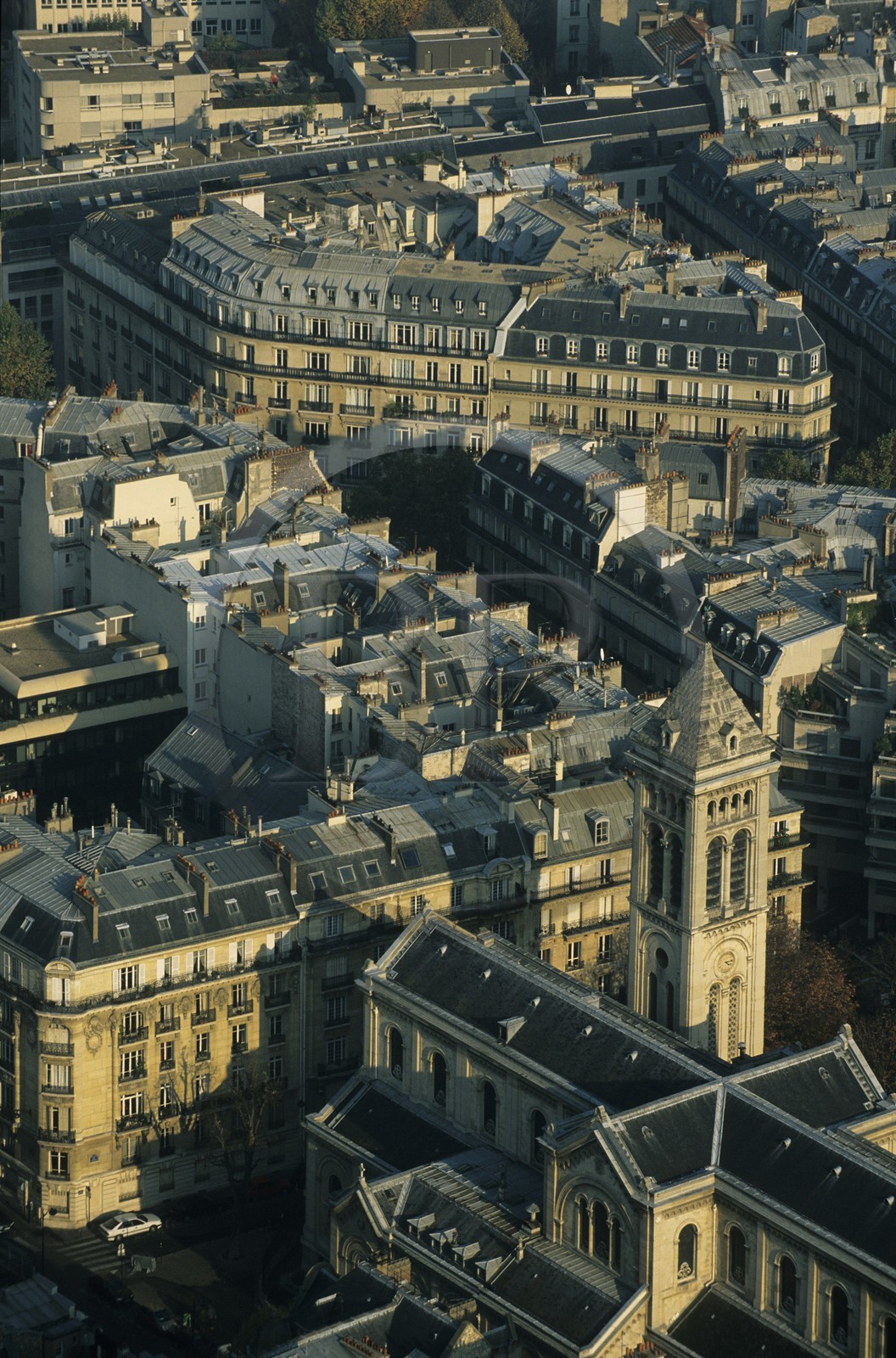 France, Paris 6ème (75), îlots d'immeubles haussmaniens autour de la rue de Rennes