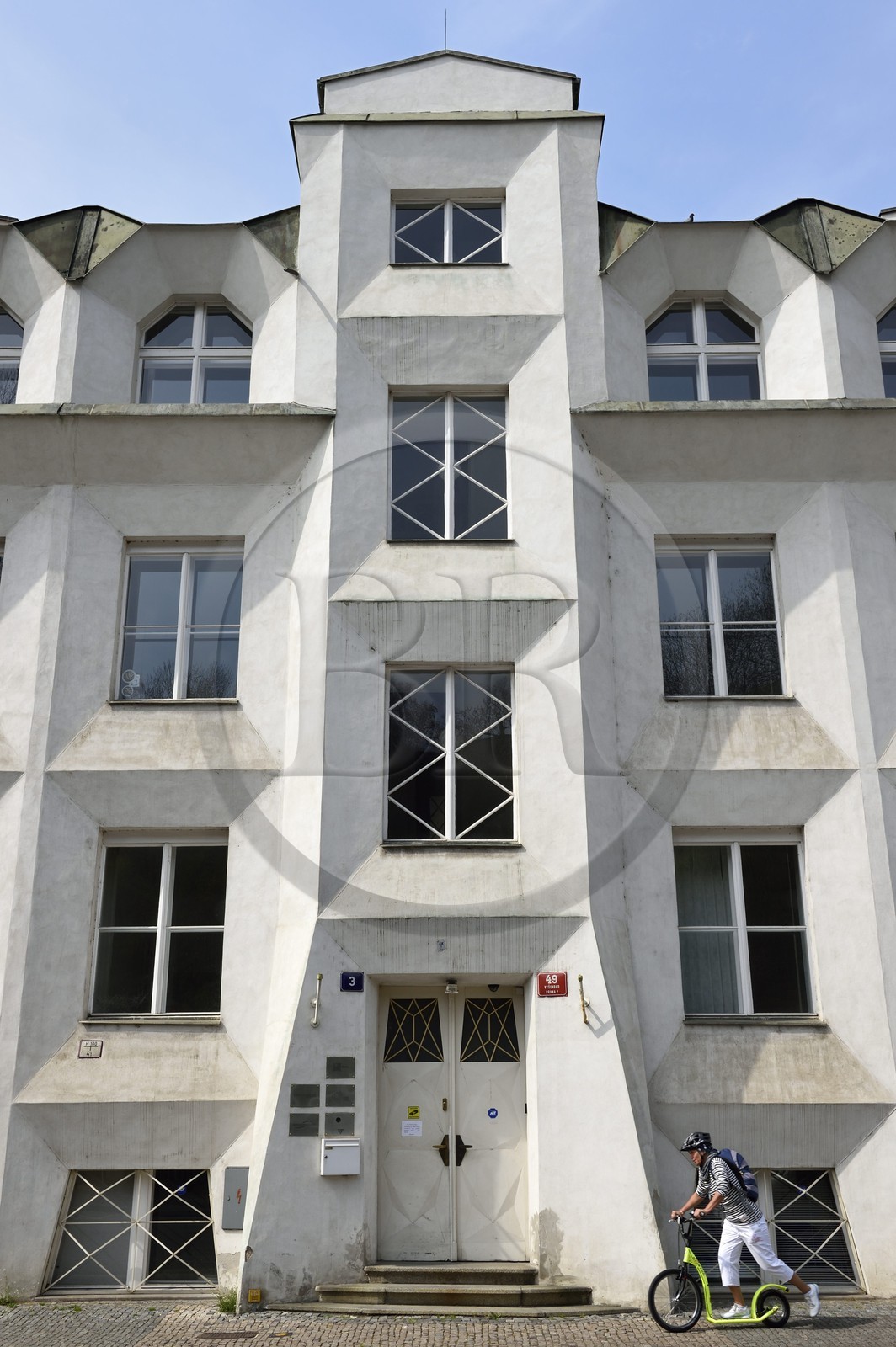 République Tchèque, Prague, quartier de Vysehrad, arrière de la maison cubiste de l'architecte Josef Chochol située au 3 rue Libusina
