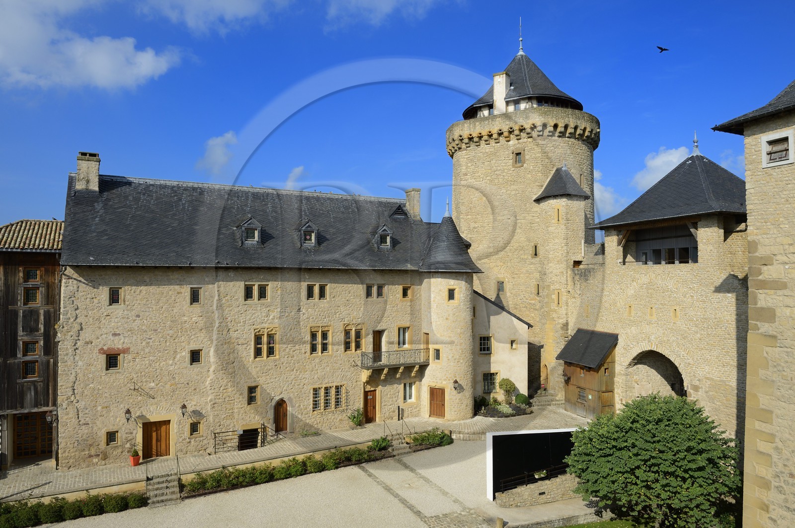 France, Moselle (57), Manderen, chateau de Malbrouck