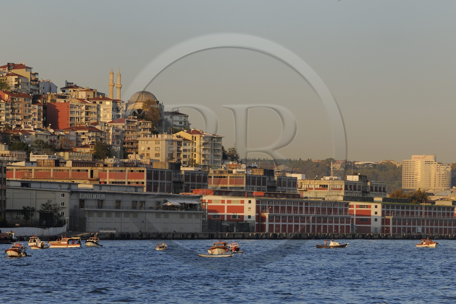 Turkey, Istanbul, Tophane district, the Museum of Modern Art (Istanbul Modern) in the ferry terminal and the mosque Nusretiye