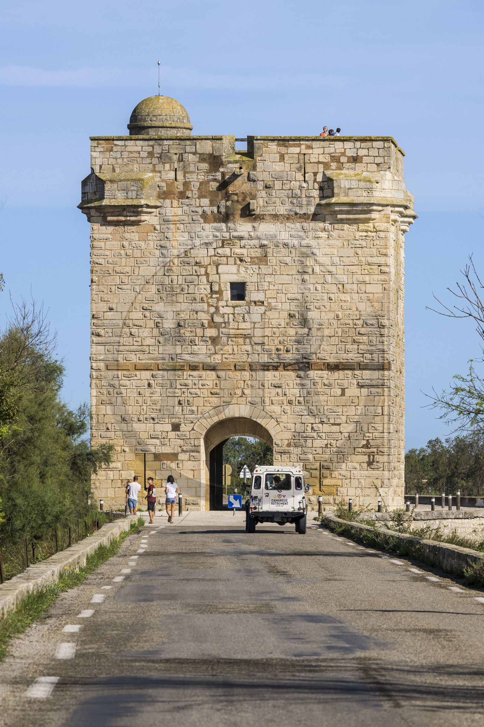 France, Gard (30), Aigues-Mortes, Saint-Laurent-d'Aigouze, la Tour Carbonnière dans la Petite Camargue